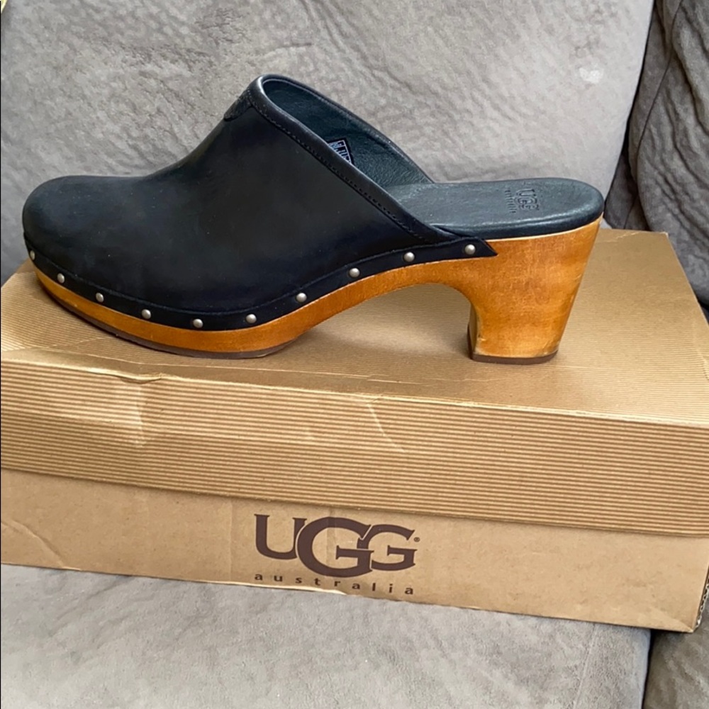 UGG Abbie